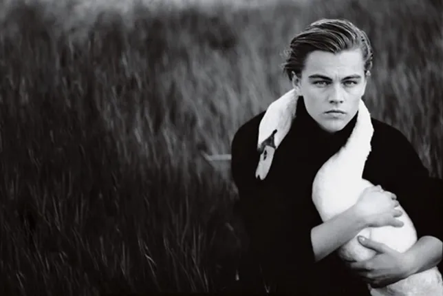 leonardo-di-caprio-annie-leibovitz-black-white-photo
